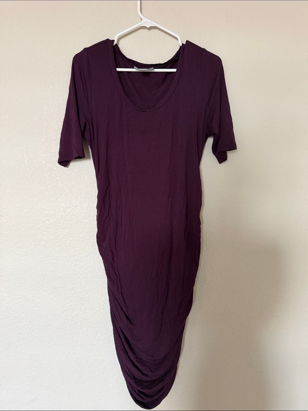 Motherhood Maternity Scoop Neck Midi Dress in Plum